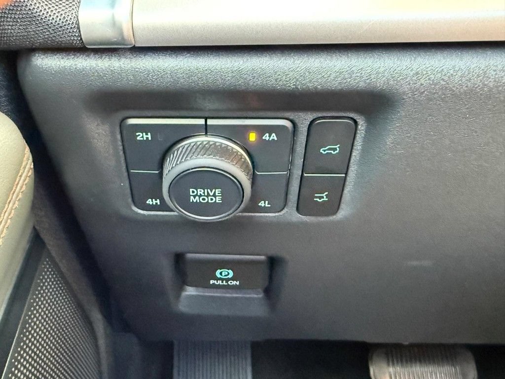 Used 2025 Ford Expedition Max Active AWD/4WD image 24