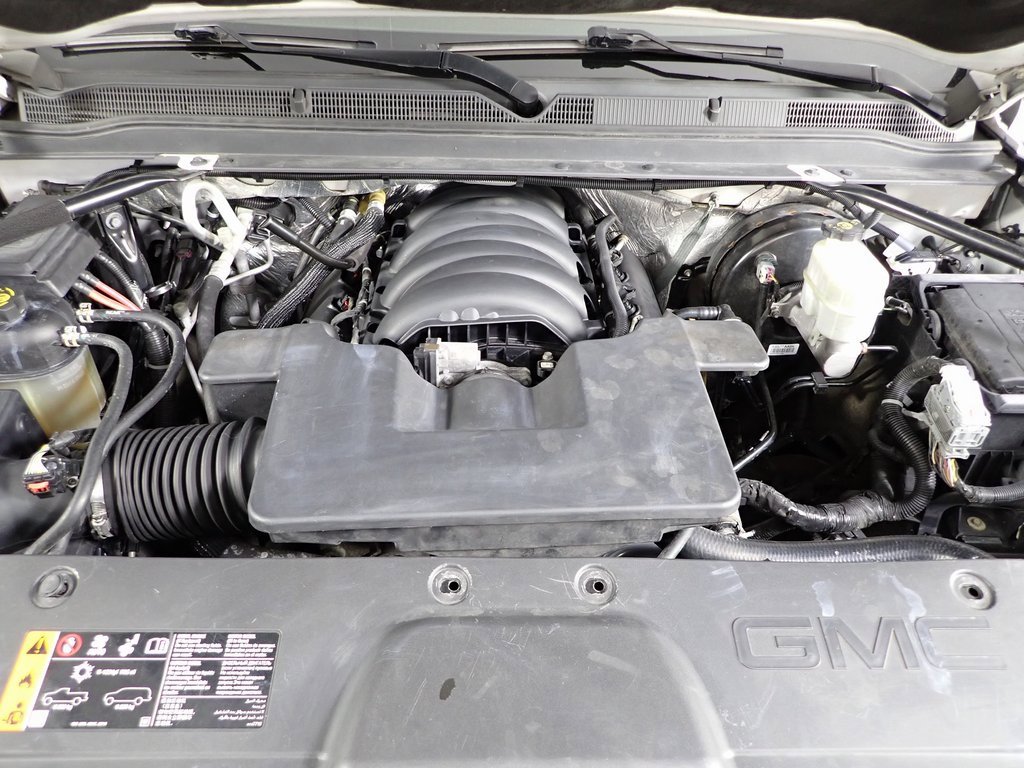 Used 2017 GMC Yukon SLT image 8