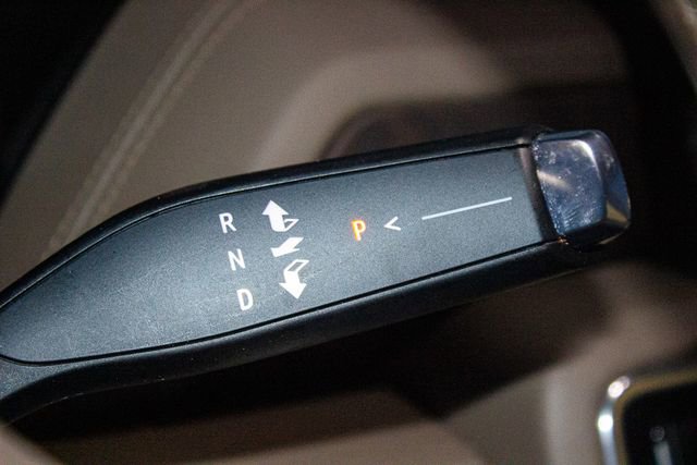 Used 2025 GMC Yukon XL Denali image 29