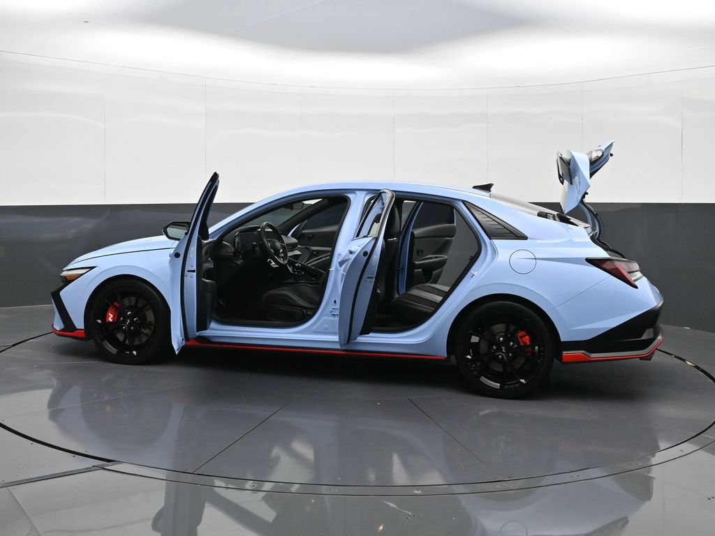 Used 2025 Hyundai Elantra N FWD image 42