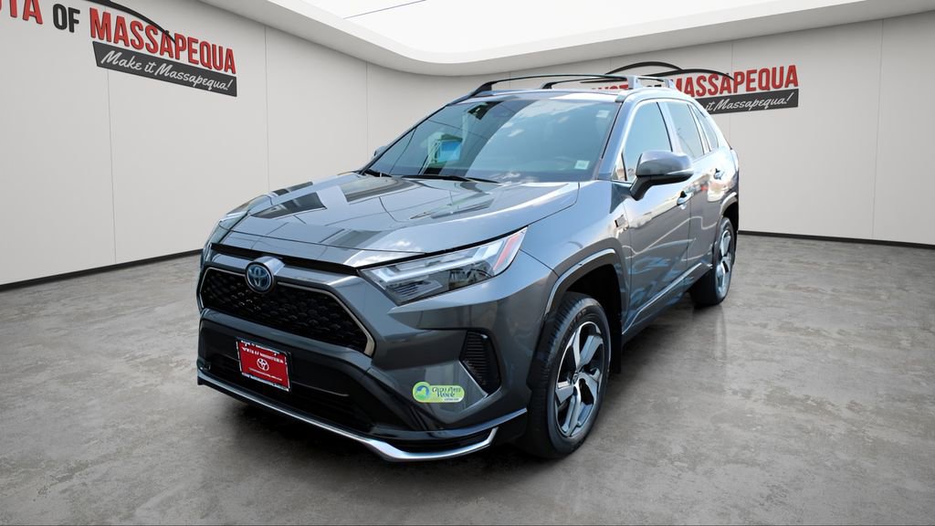 Used 2023 Toyota RAV4 SE w/ Weather & Moonroof Package