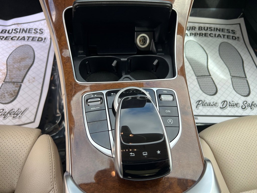 Used 2015 Mercedes-Benz C 300 4MATIC Sedan image 52