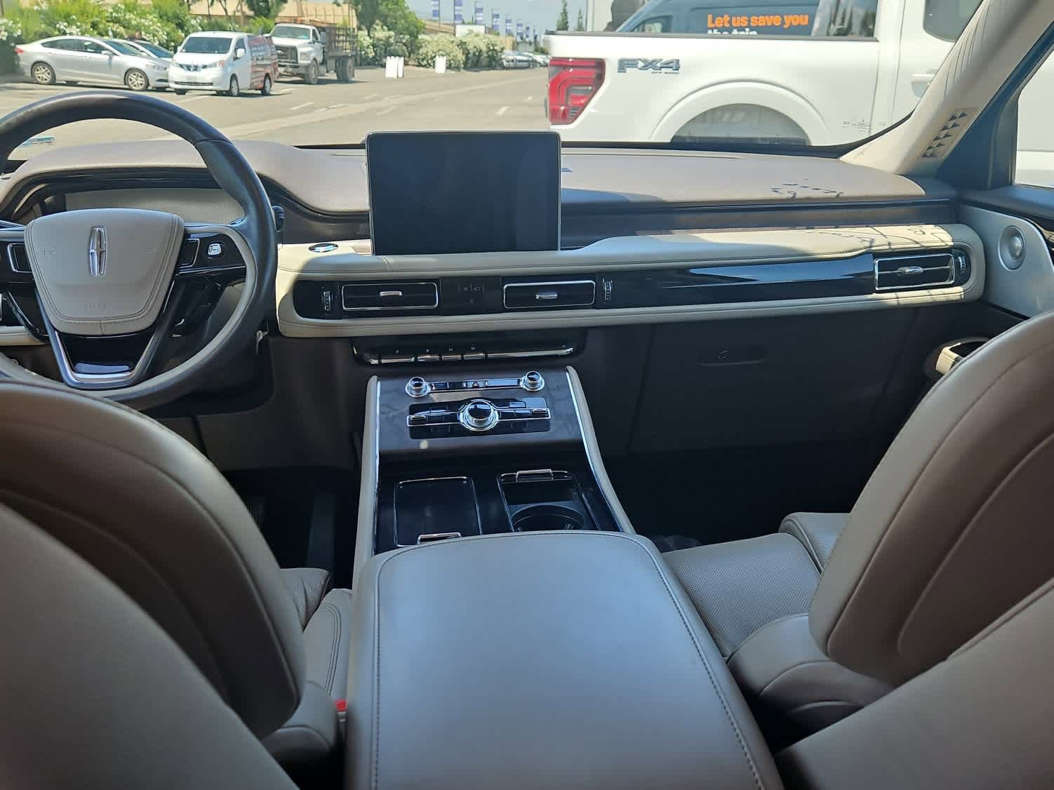 Used 2020 Lincoln Aviator Reserve w/ Equipment Group 202A AWD/4WD image 11