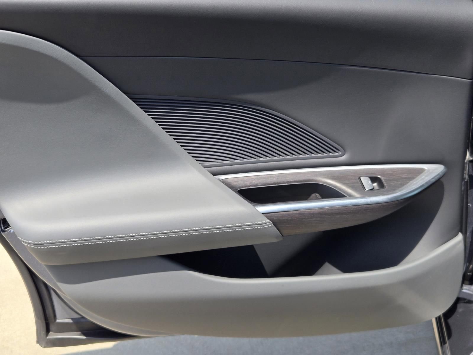 Used 2024 Lucid Air Pure RWD image 22