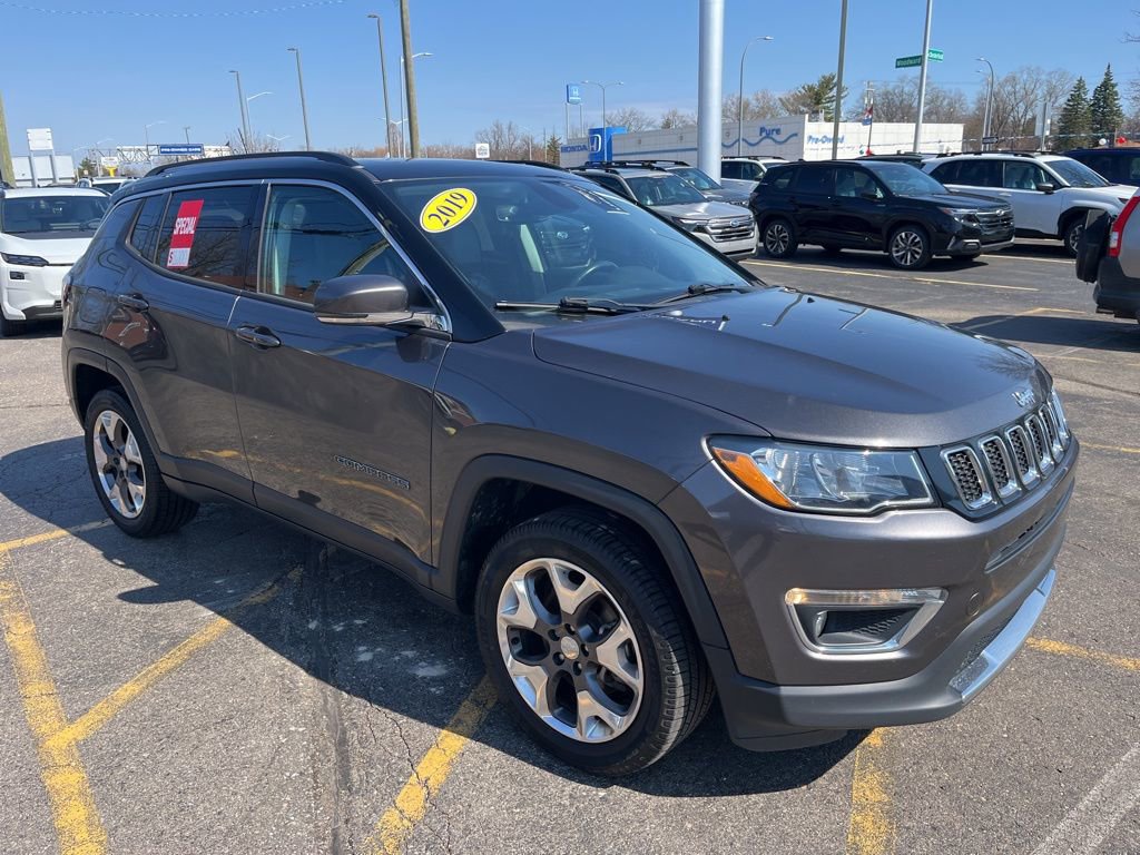 Used 2019 Jeep Compass Limited image 3