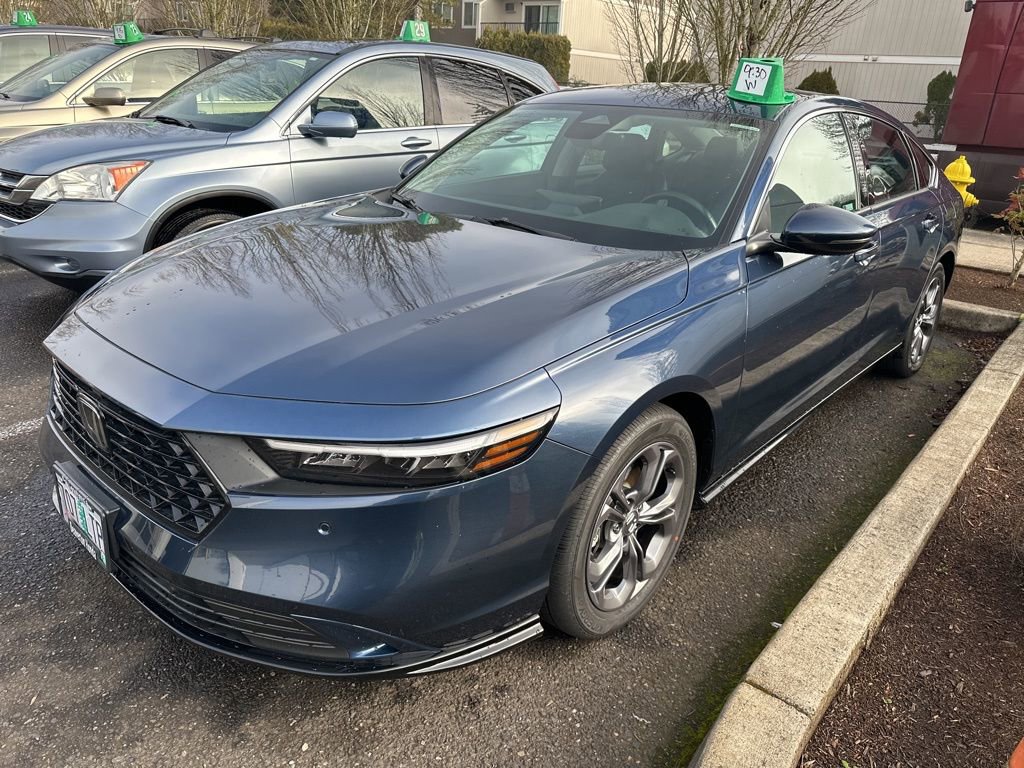 Used 2023 Honda Accord EX-L image 1