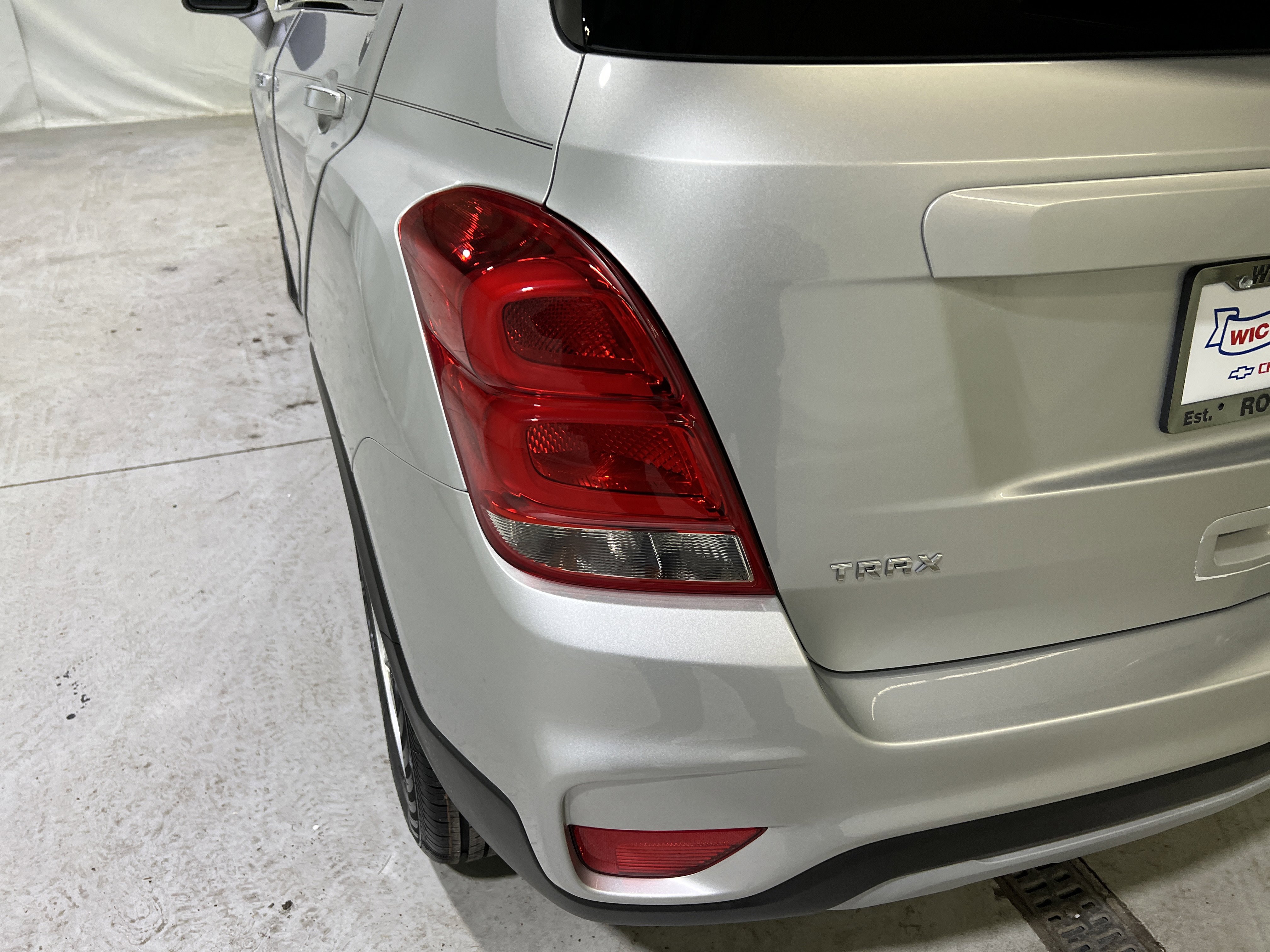 Certified 2020 Chevrolet Trax LT w/ LT Convenience Package image 10