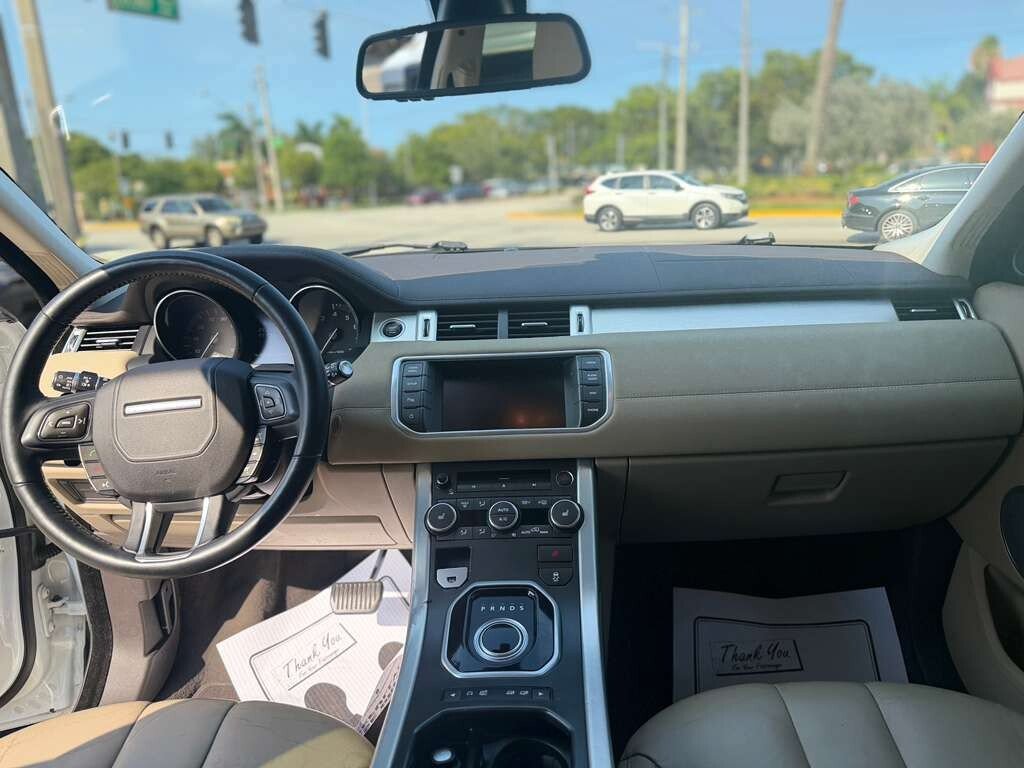 Used 2013 Land Rover Range Rover Evoque Pure Plus AWD/4WD image 18