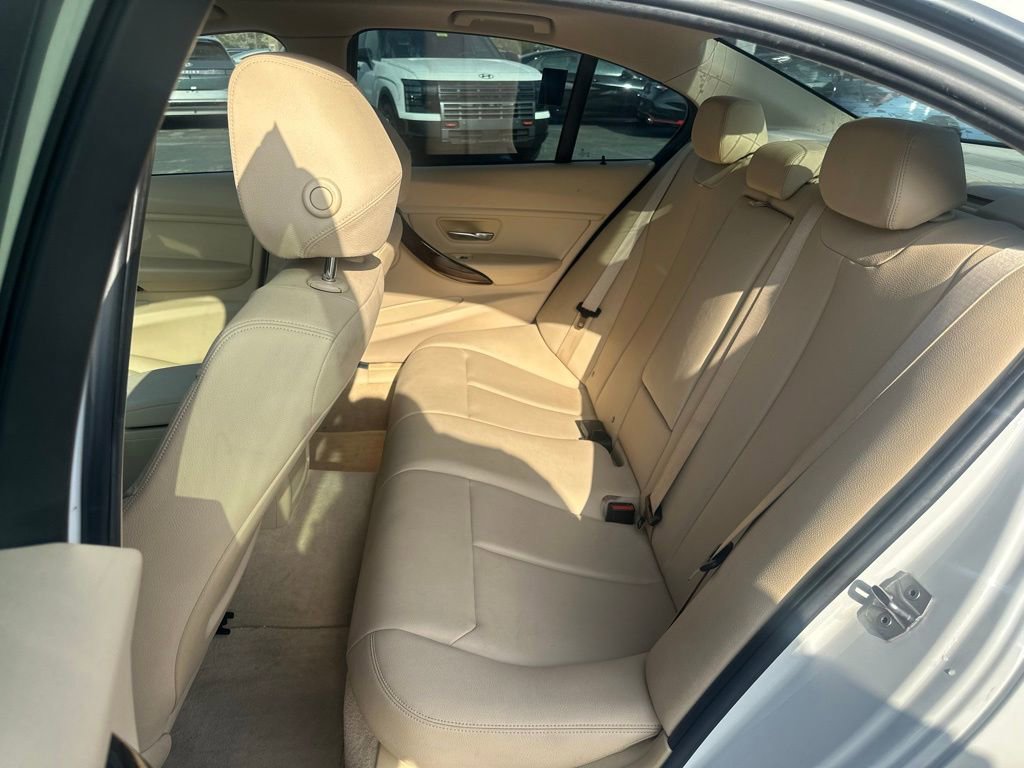 Used 2015 BMW 320i xDrive Sedan image 19