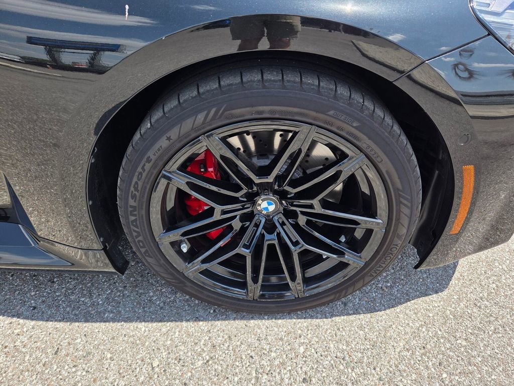 Used 2025 BMW M2 w/ Lighting Package image 18