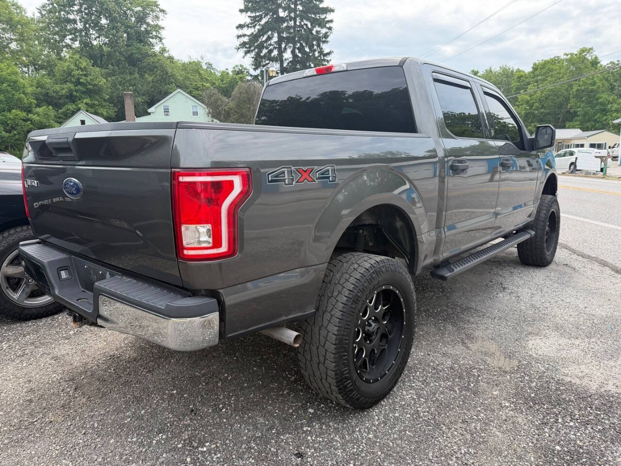 Used 2017 Ford F150 XLT AWD/4WD image 6