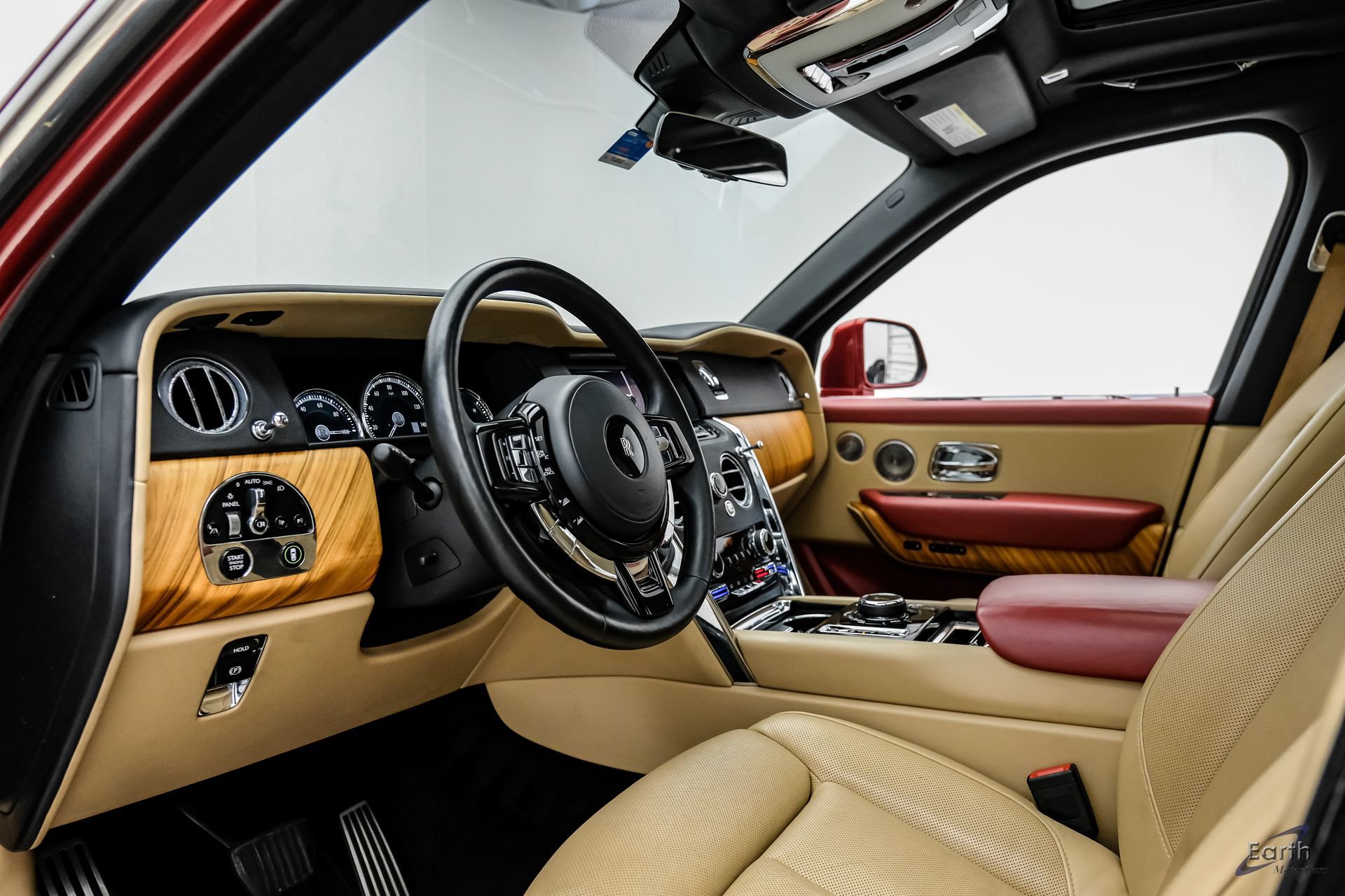 Used 2019 Rolls-Royce Cullinan AWD/4WD image 44