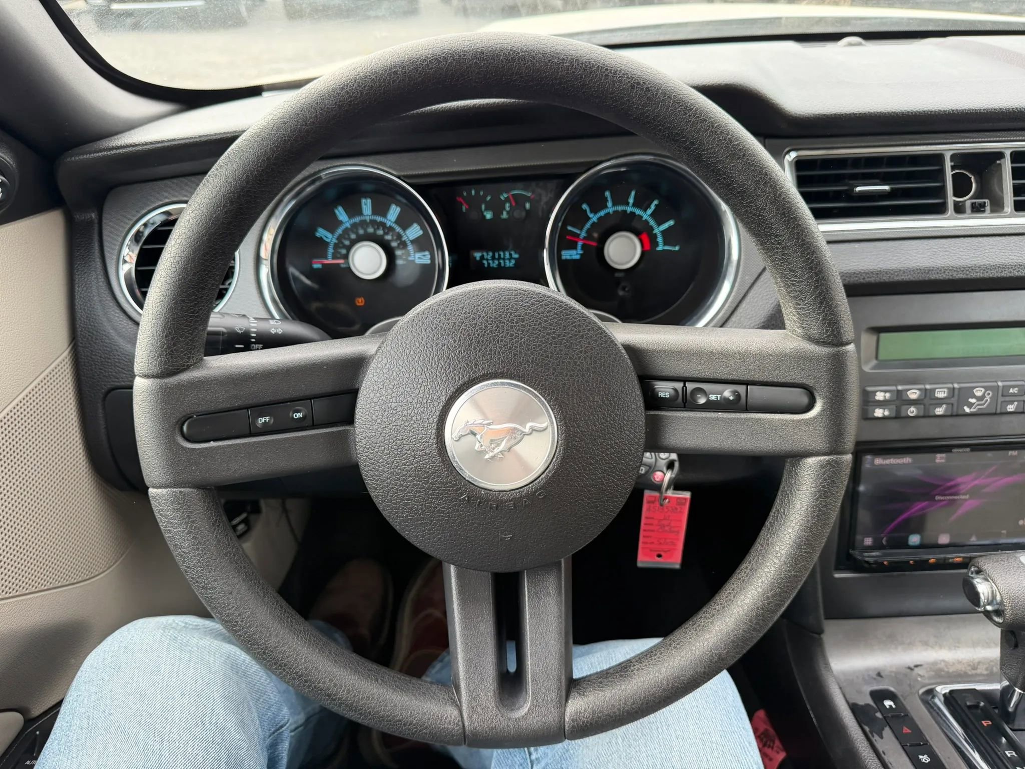 Used 2010 Ford Mustang Convertible RWD image 10