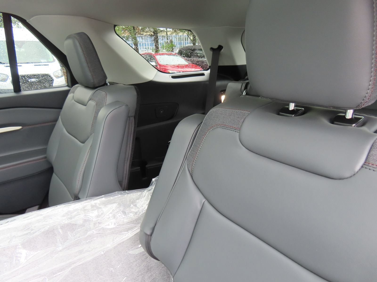 New 2026 Ford Explorer Active w/ Active Comfort Package AWD/4WD image 15