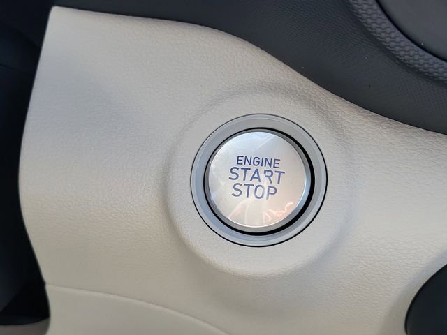 New 2026 Hyundai Venue SEL FWD image 8