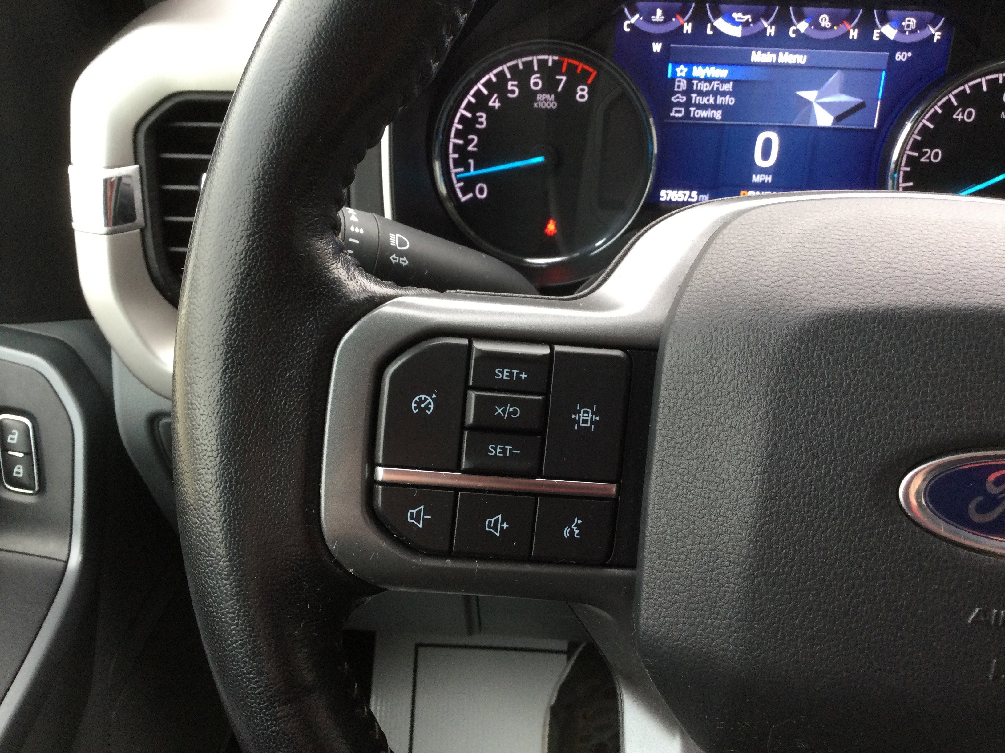 Used 2022 Ford F150 XLT w/ Equipment Group 302A High AWD/4WD image 15