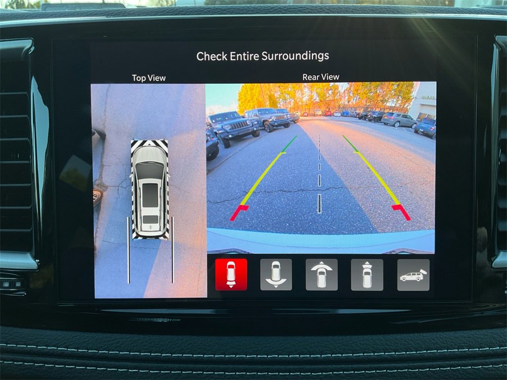 New 2026 Chrysler Pacifica Select w/ S Appearance Package image 21