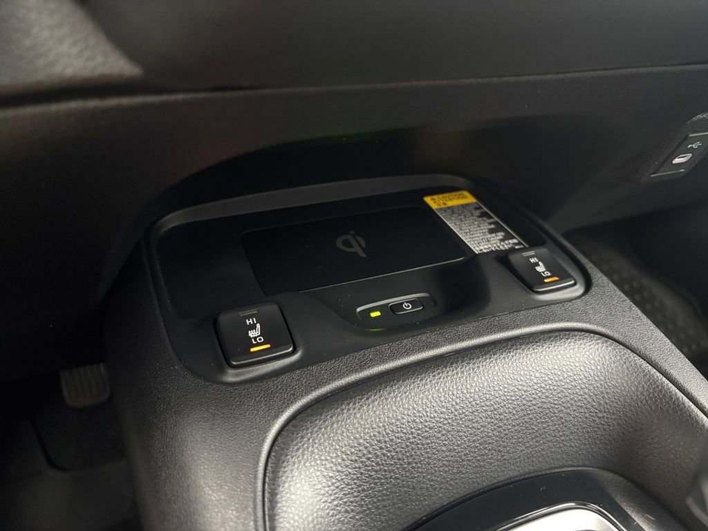 Used 2025 Toyota Corolla XSE image 36