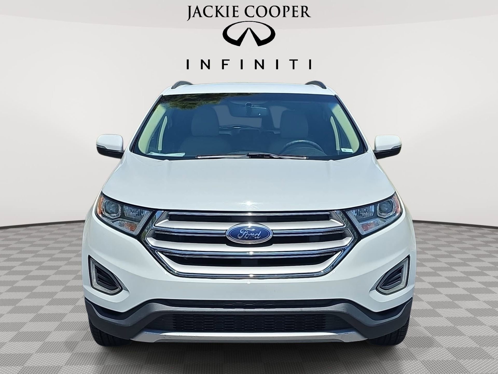 Used 2015 Ford Edge SEL FWD image 2