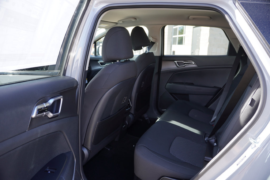 New 2027 Kia Sportage S AWD/4WD image 11