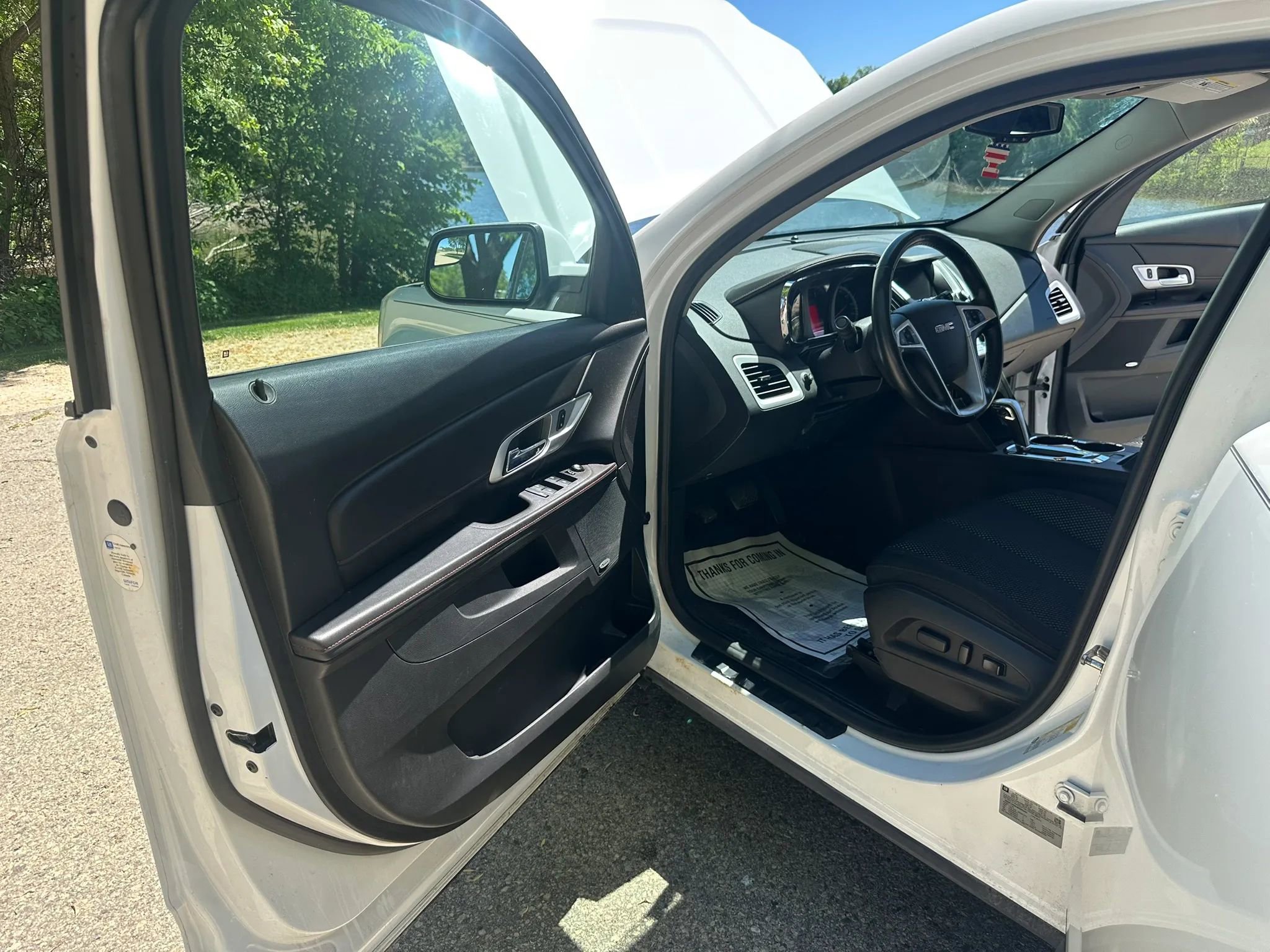 Used 2014 GMC Terrain SLE w/ Convenience Package AWD/4WD image 9