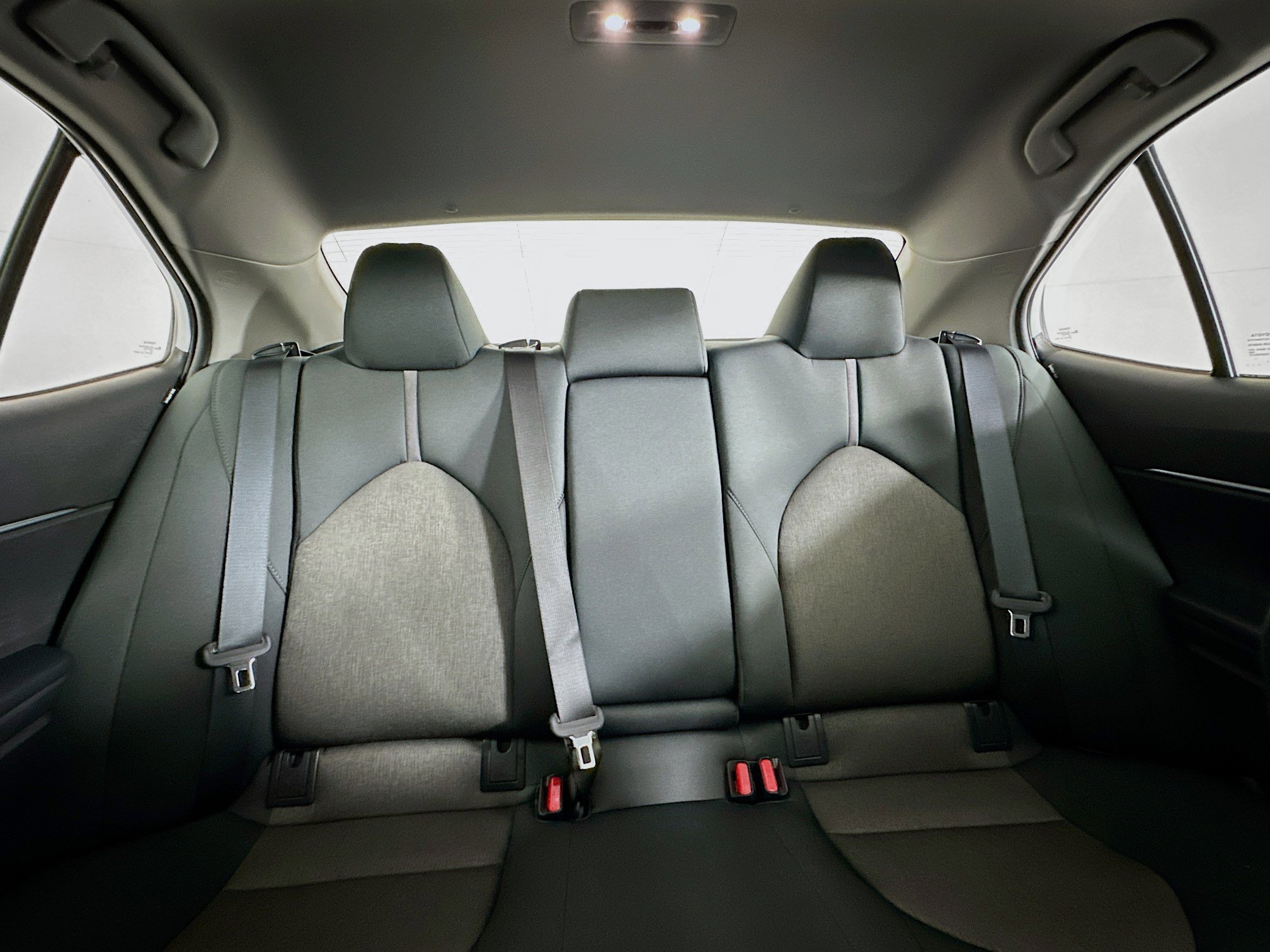 Used 2024 Toyota Camry LE w/ Convenience Package FWD image 28