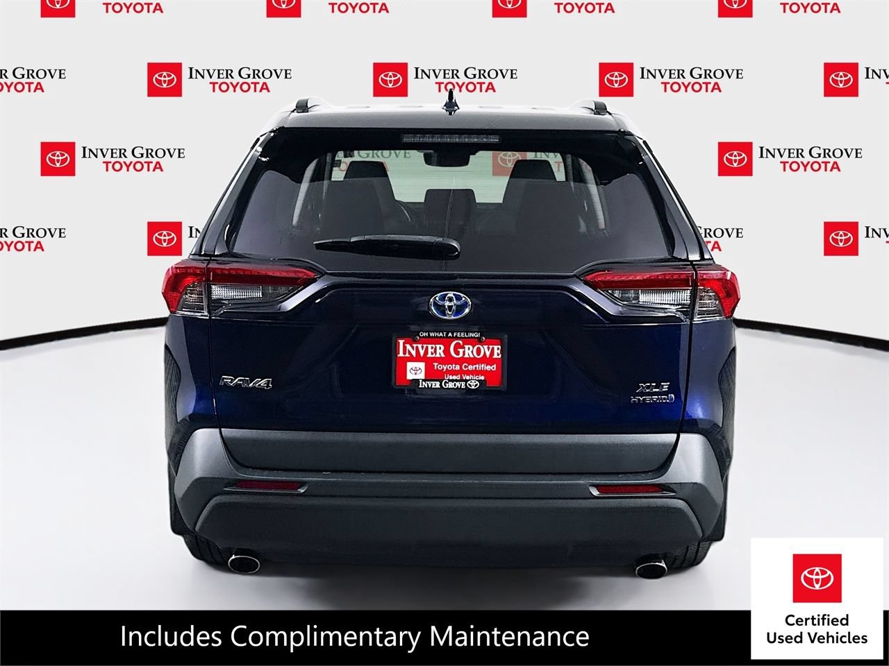Certified 2021 Toyota RAV4 XLE w/ XLE Grade Weather Package AWD/4WD image 6