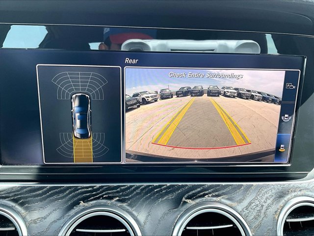 Used 2018 Mercedes-Benz E 300 image 23
