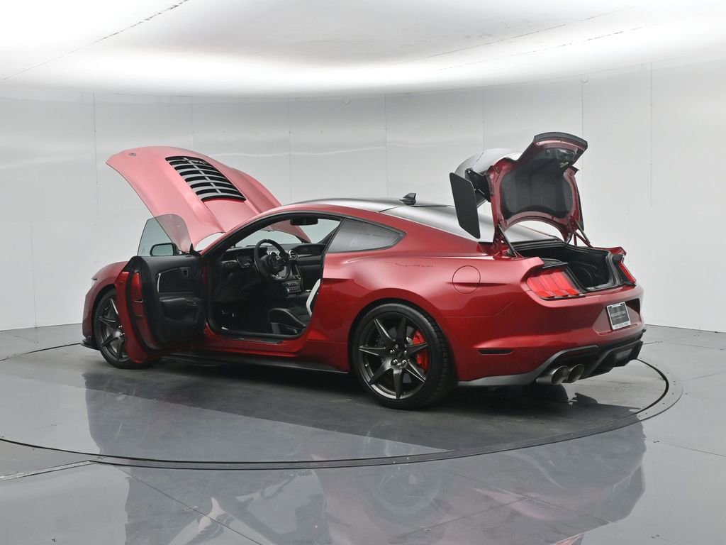 Used 2021 Ford Mustang Shelby GT500 w/ Carbon Fiber Track Pack image 38