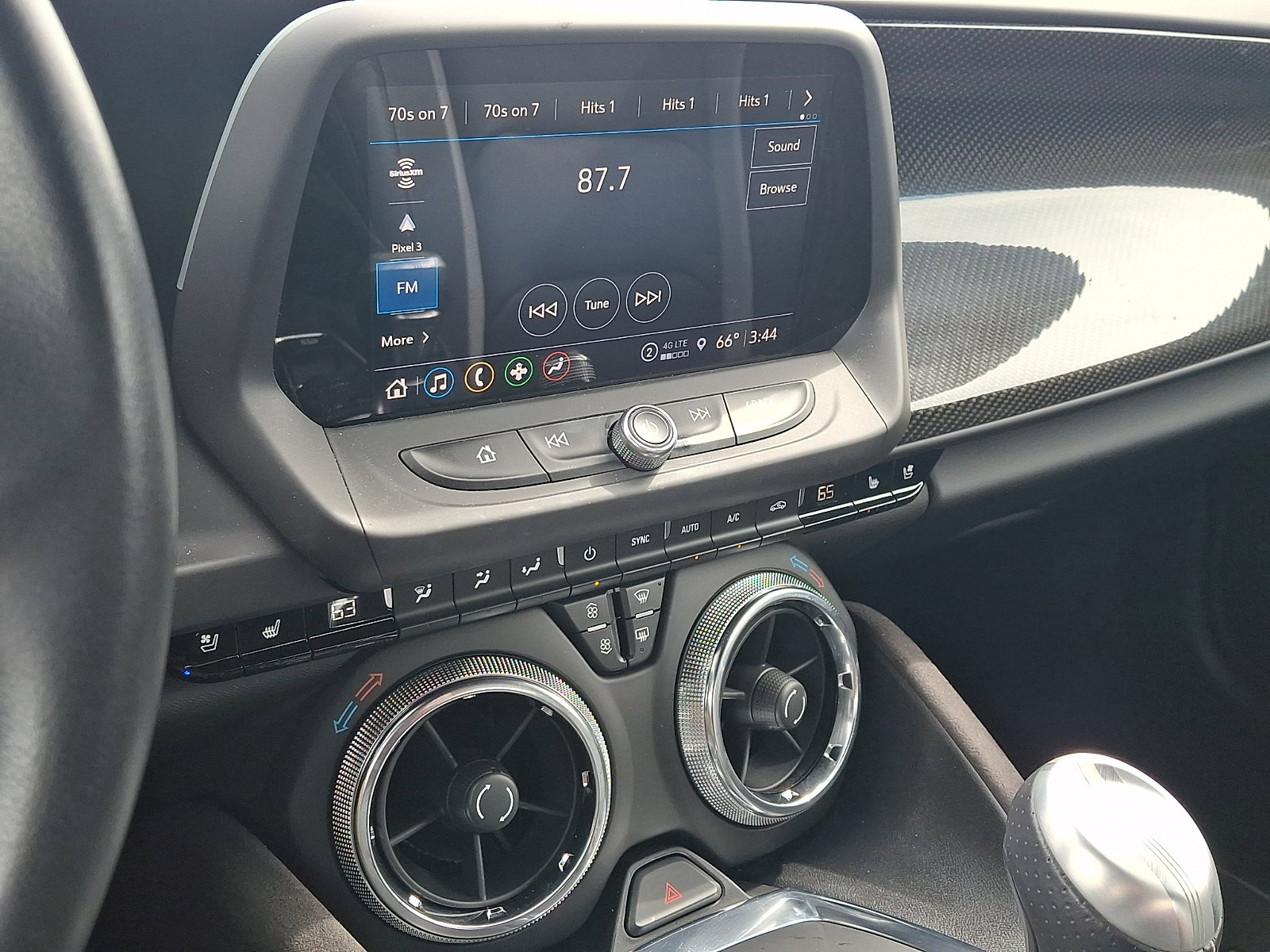 Used 2021 Chevrolet Camaro LT RWD image 18