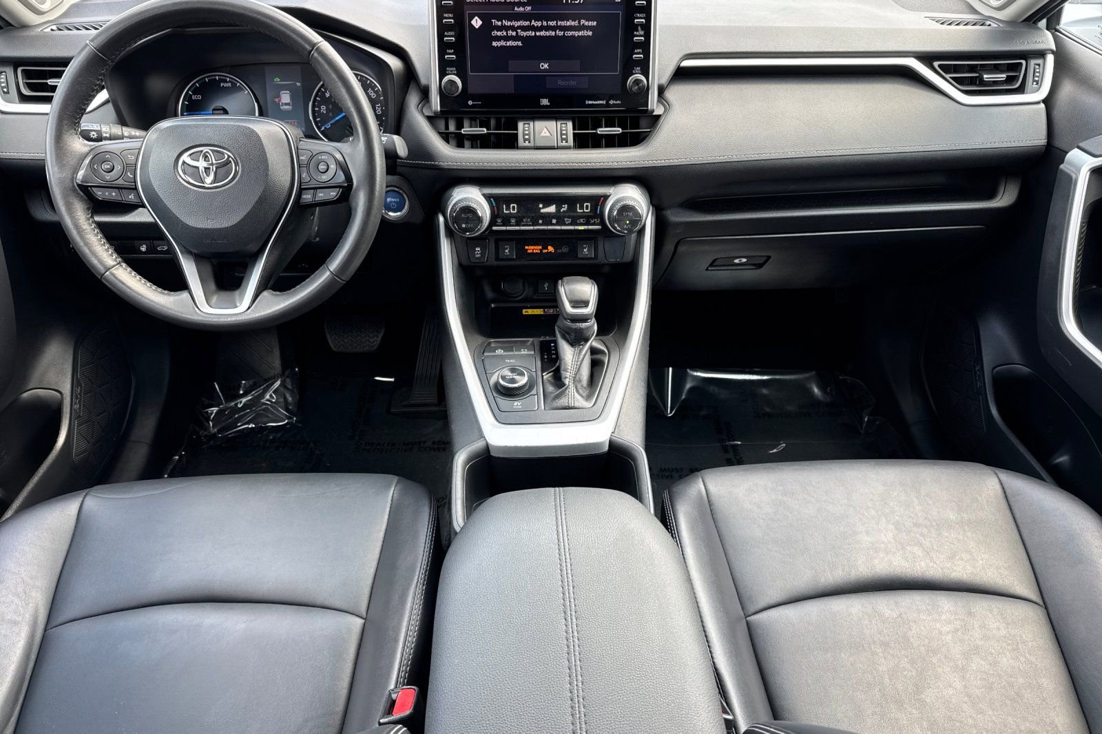 Certified 2022 Toyota RAV4 XLE Premium AWD/4WD image 18