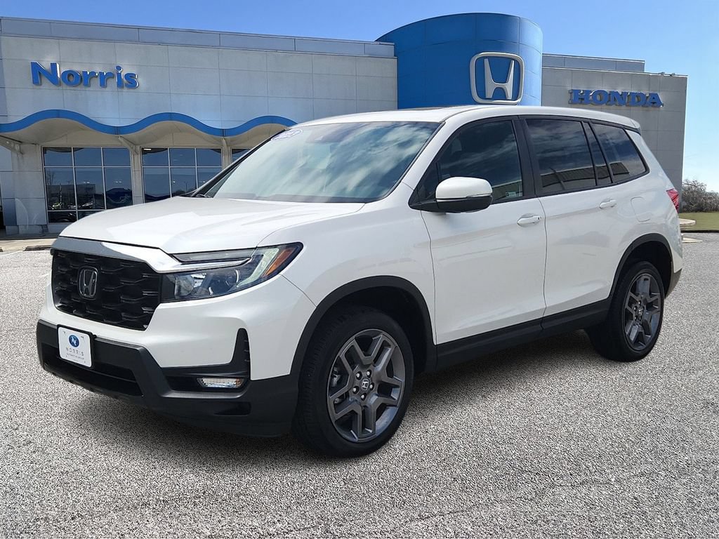 Used 2023 Honda Passport EX-L image 2
