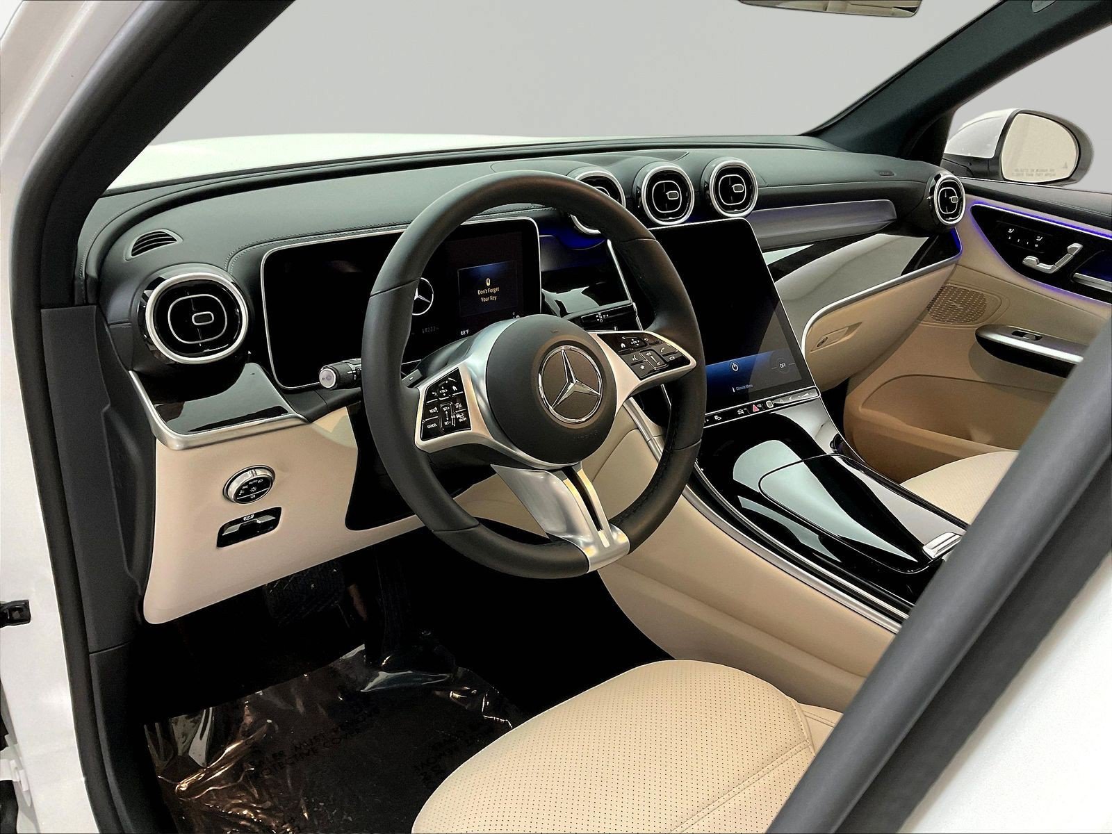 Certified 2023 Mercedes-Benz GLC 300 4MATIC image 17