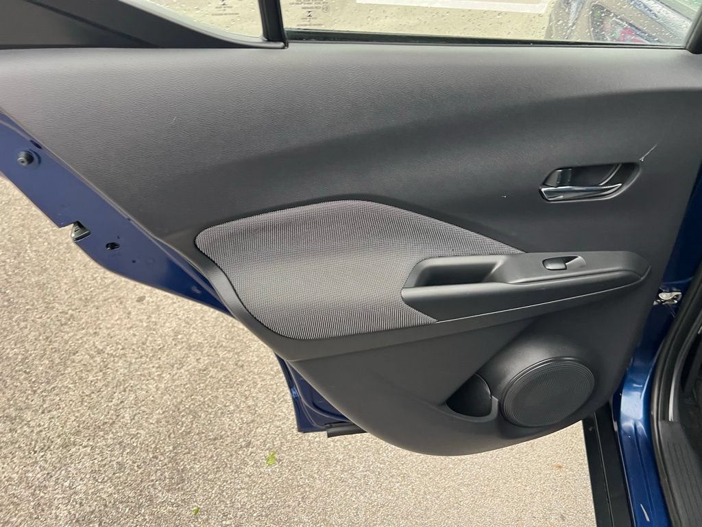 Used 2019 Nissan Kicks SV FWD image 17