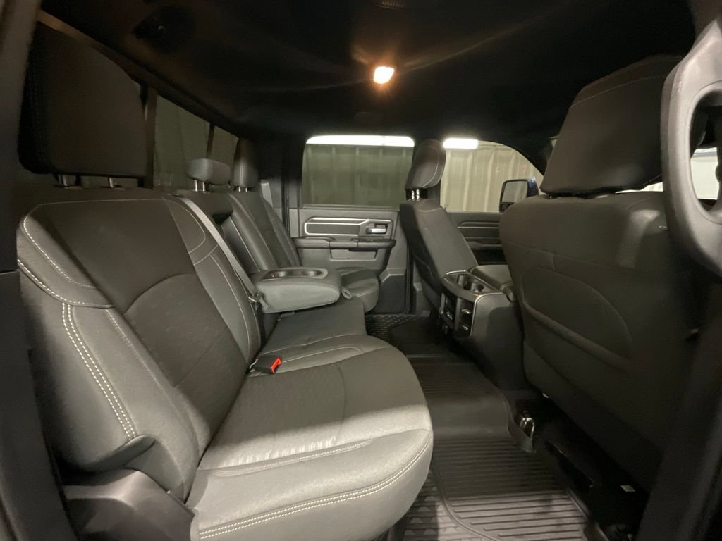 Used 2025 RAM 3500 Big Horn AWD/4WD image 19