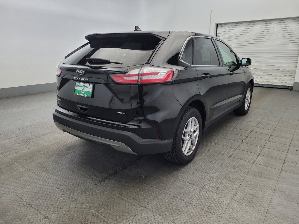 Used 2024 Ford Edge SEL image 9