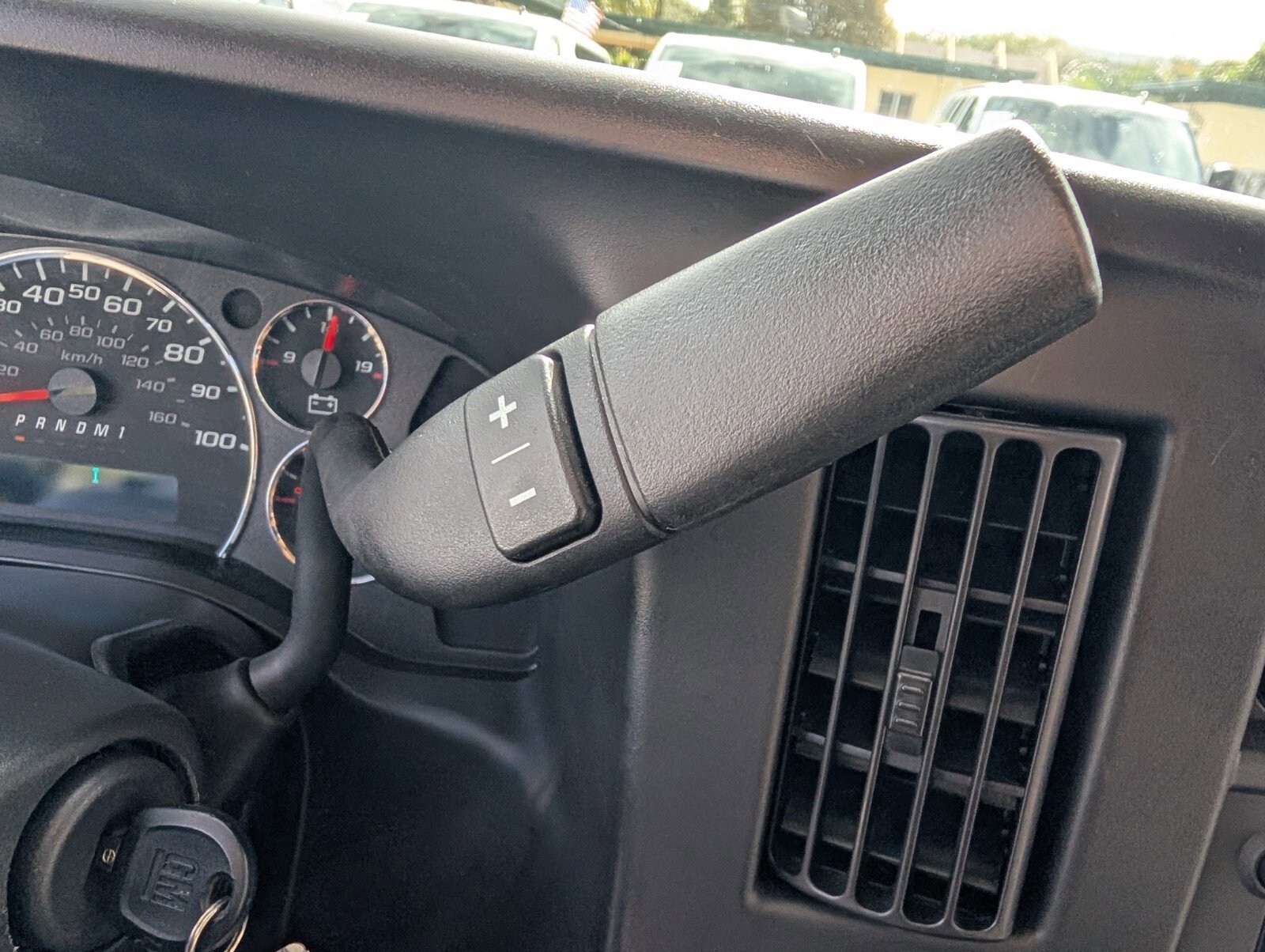 Used 2023 Chevrolet Express 3500 LS image 25