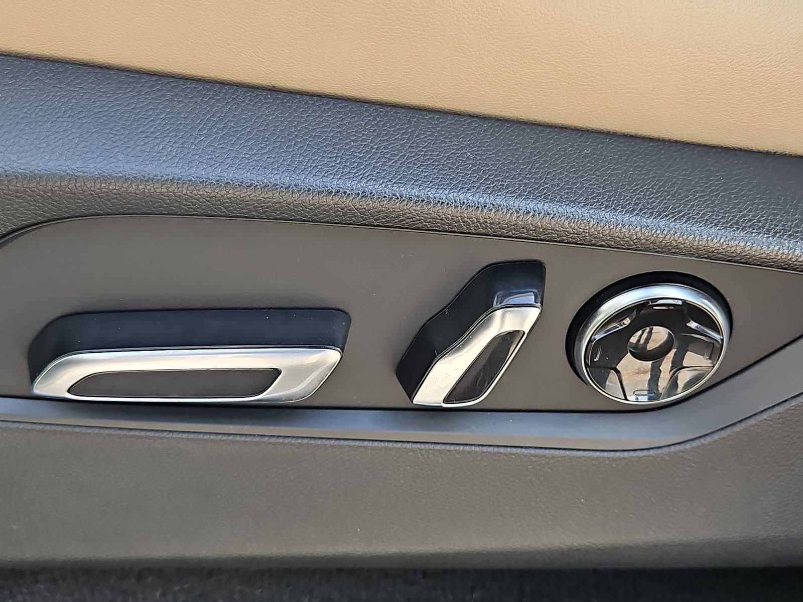 Used 2023 Acura MDX FWD w/ Technology Package image 17