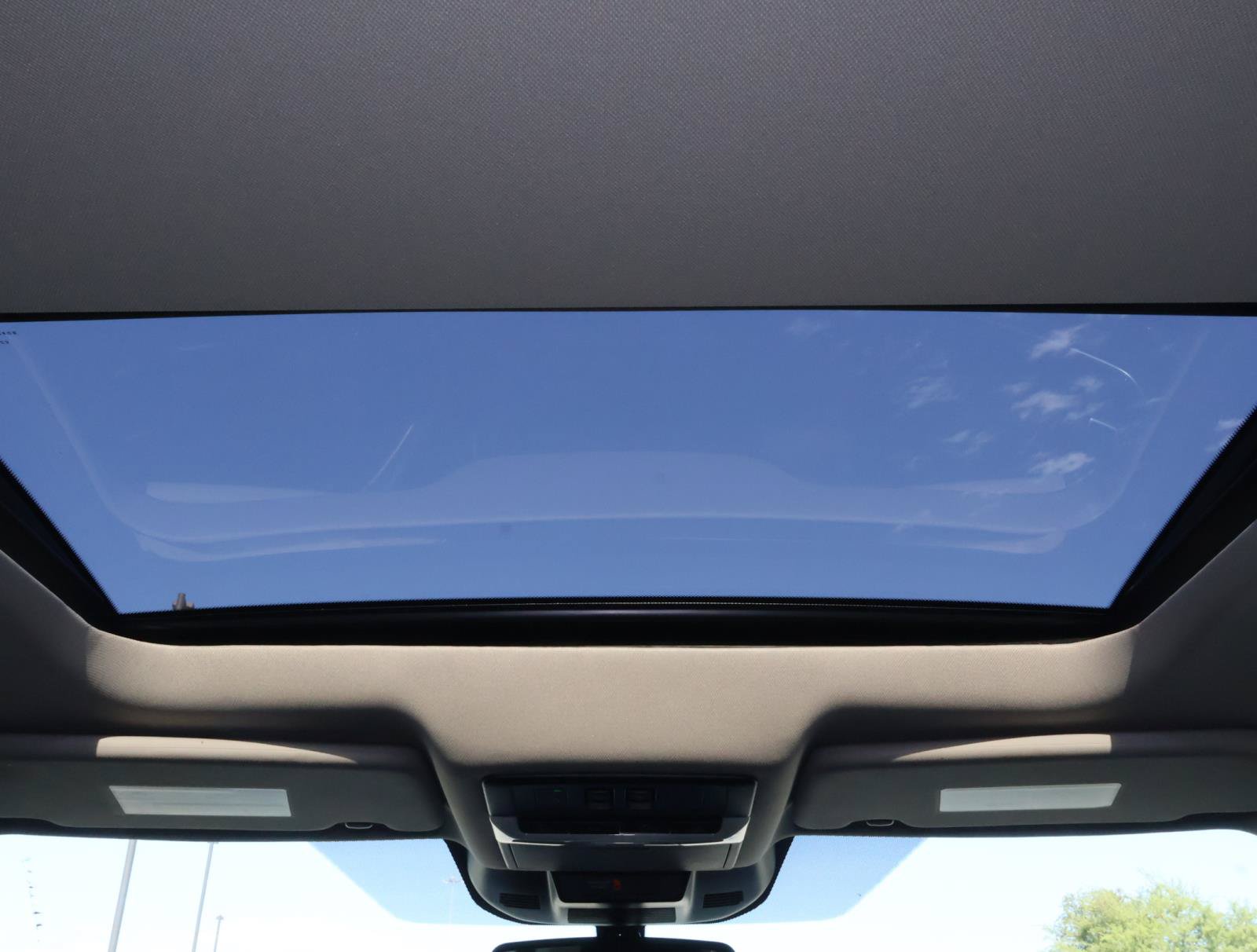 Used 2024 Nissan Rogue SL w/ SL Premium Package FWD image 12