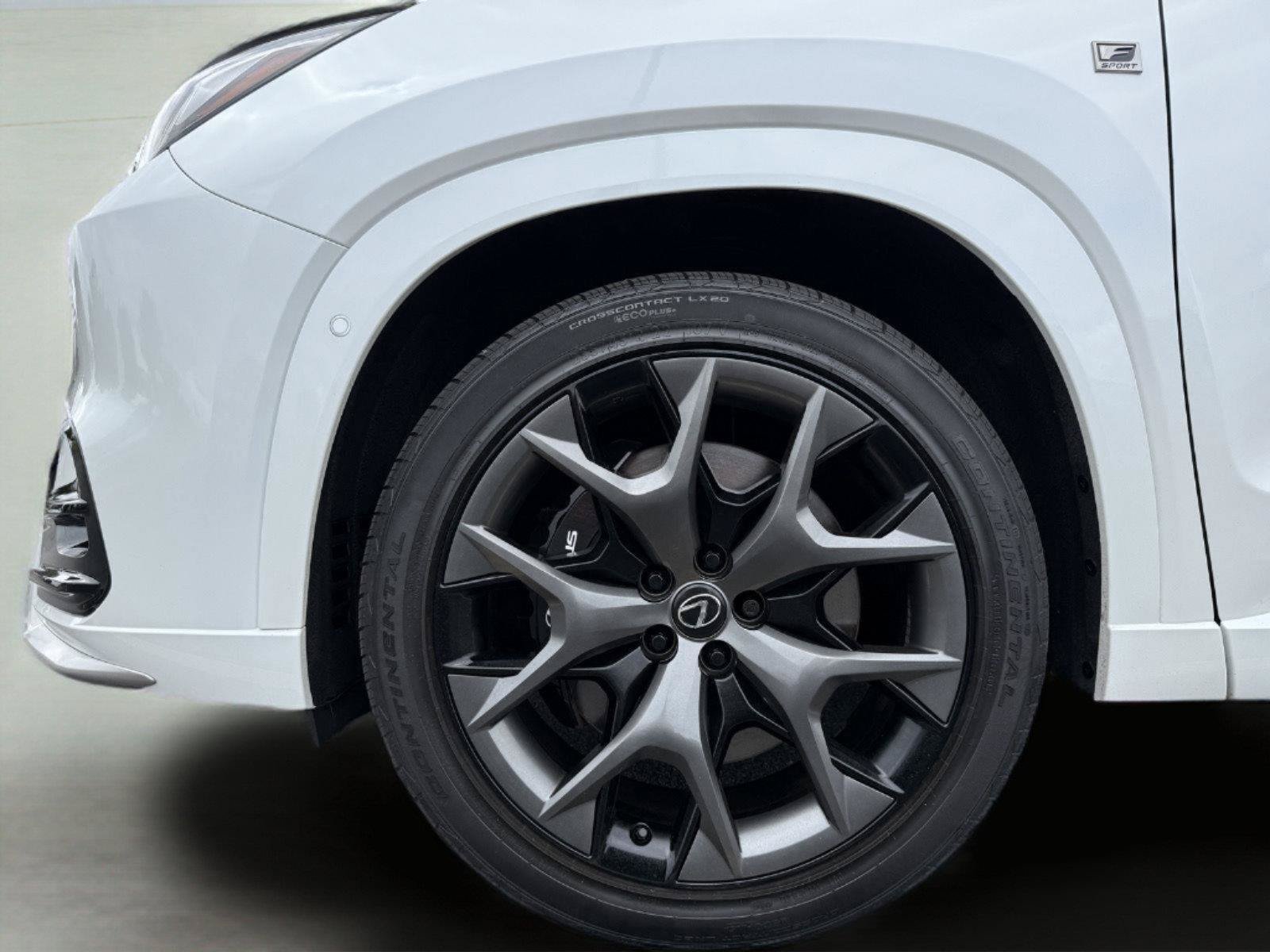 Certified 2025 Lexus TX 500h AWD w/ Technology Package image 32
