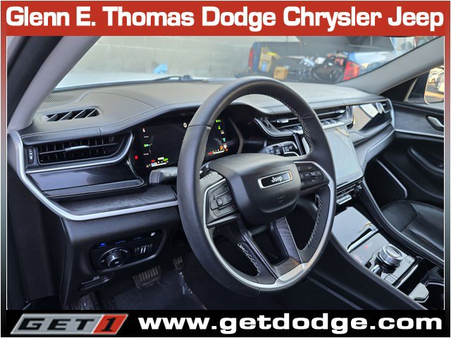 Used 2022 Jeep Grand Cherokee Limited 4xe image 13
