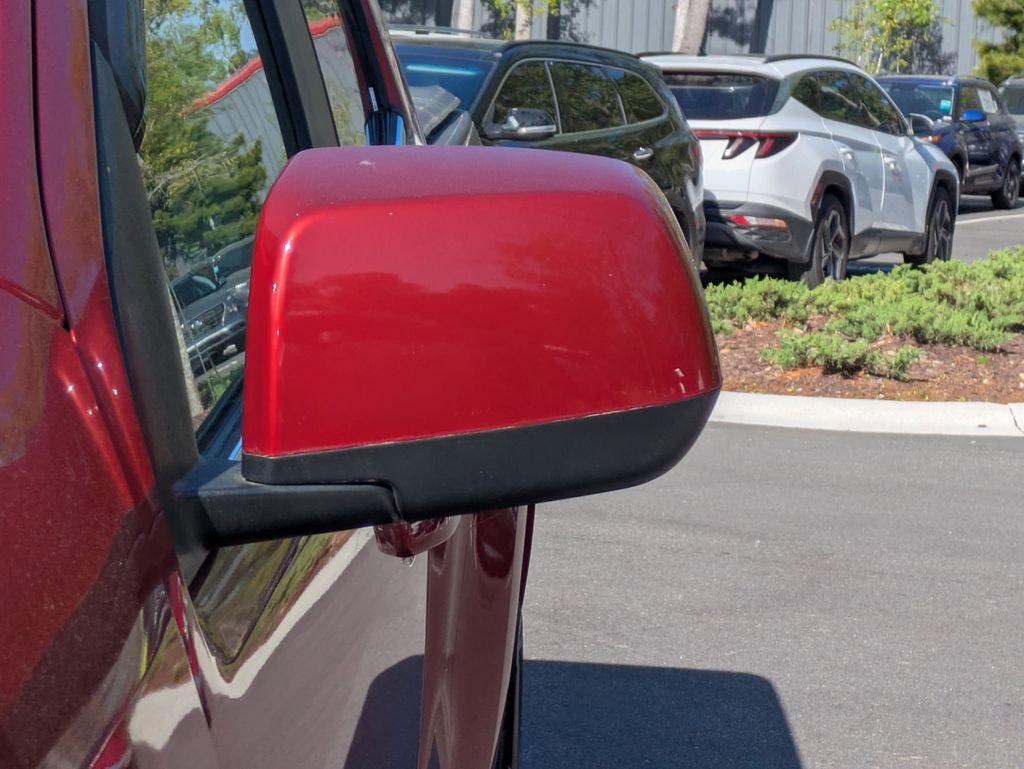 Used 2016 Chevrolet Colorado LT image 12