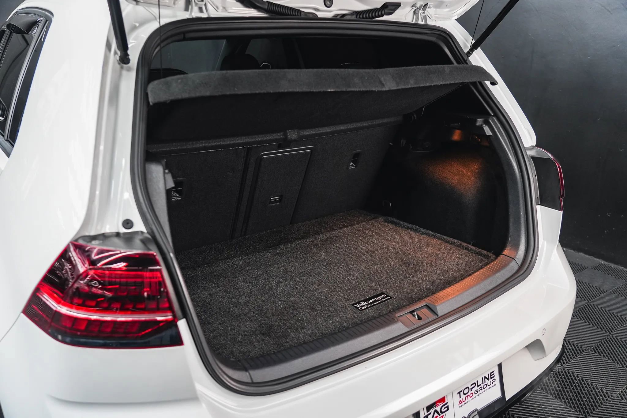 Used 2019 Volkswagen Golf 4-Door image 66