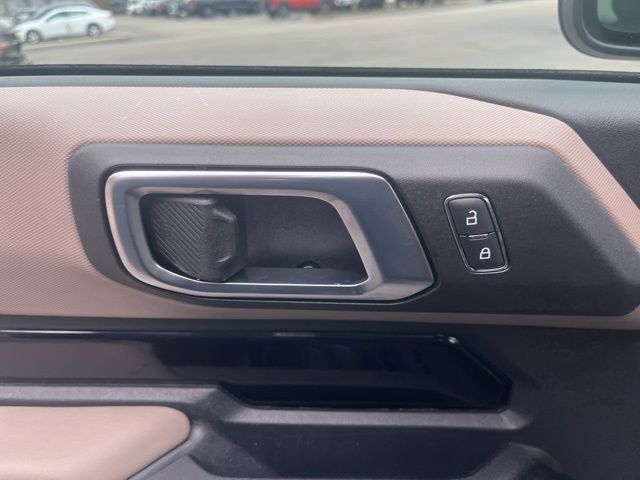 Used 2021 Ford Bronco Big Bend w/ Sasquatch Package image 14