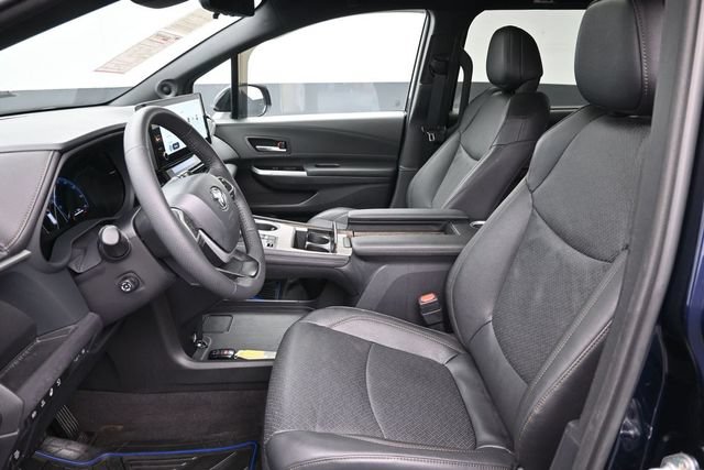 Certified 2025 Toyota Sienna Platinum AWD/4WD image 34