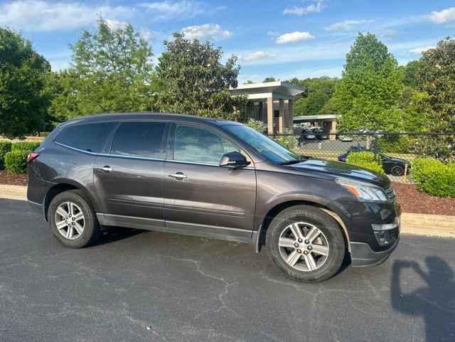 Used 2016 Chevrolet Traverse LT FWD image 3