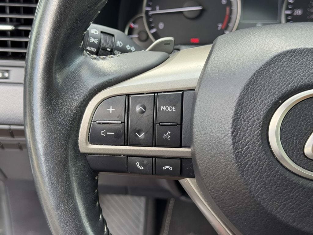 Used 2022 Lexus RX 350 AWD w/ Premium Package image 11