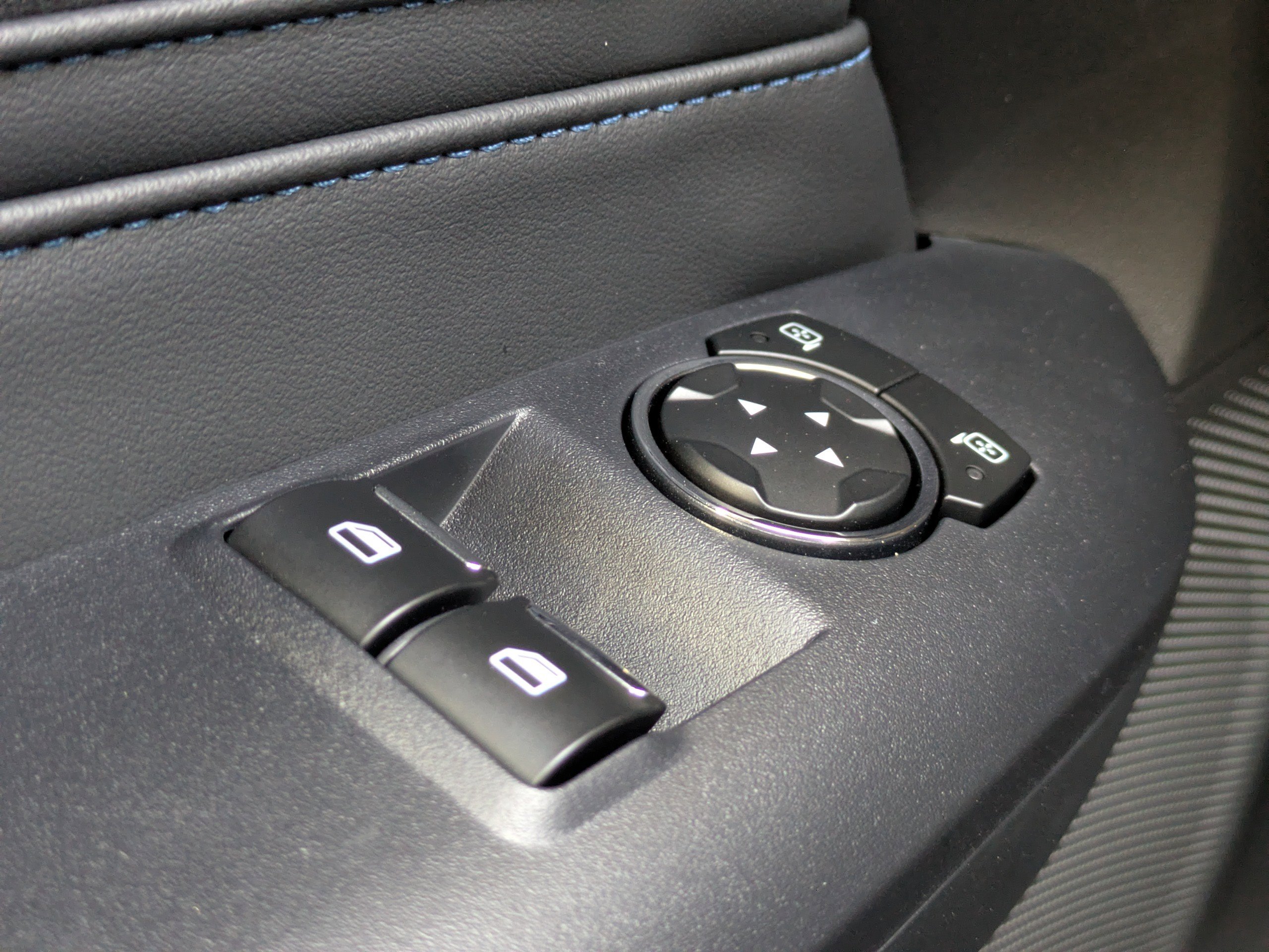 Used 2025 Ford Mustang Dark Horse image 22