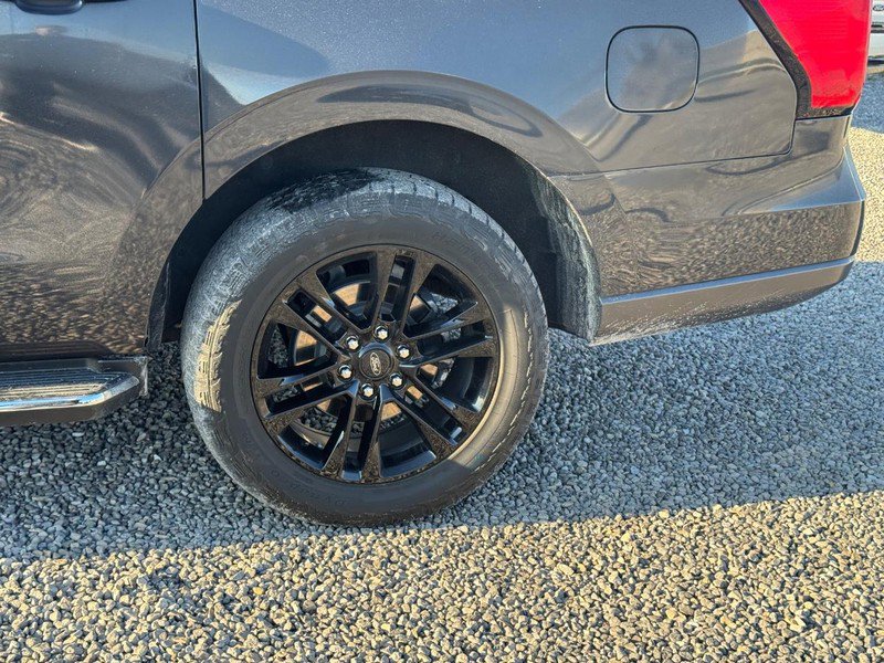 Used 2022 Ford Expedition Max XLT image 11