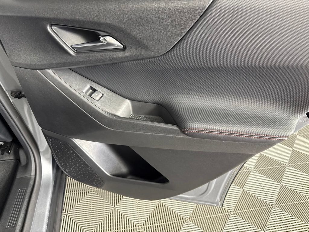 New 2027 Chevrolet Equinox RS w/ Safety and Technology Package FWD image 30